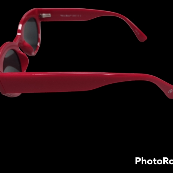 Designer Cat Eye Sunglasses - Picture 7 of 12